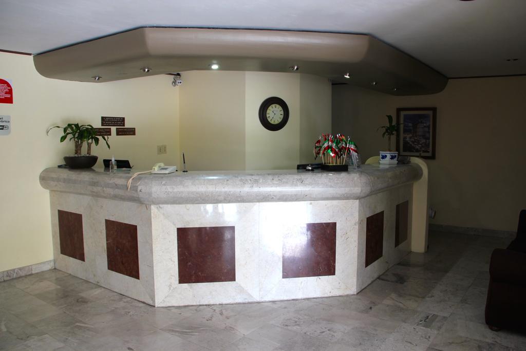 Hotel Tehuacan Plaza Kültér fotó