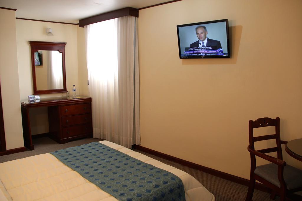 Hotel Tehuacan Plaza Kültér fotó