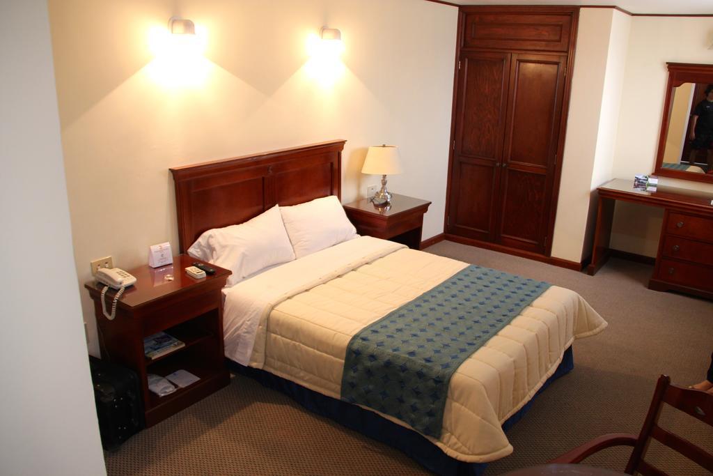 Hotel Tehuacan Plaza Szoba fotó