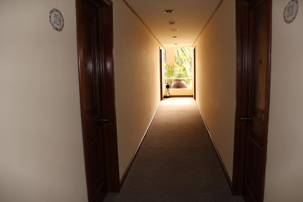 Hotel Tehuacan Plaza Kültér fotó