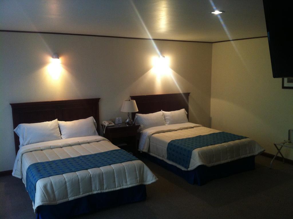 Hotel Tehuacan Plaza Kültér fotó