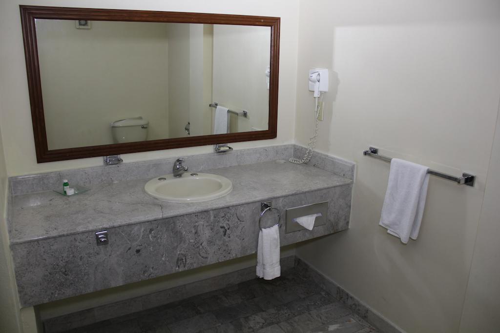 Hotel Tehuacan Plaza Kültér fotó