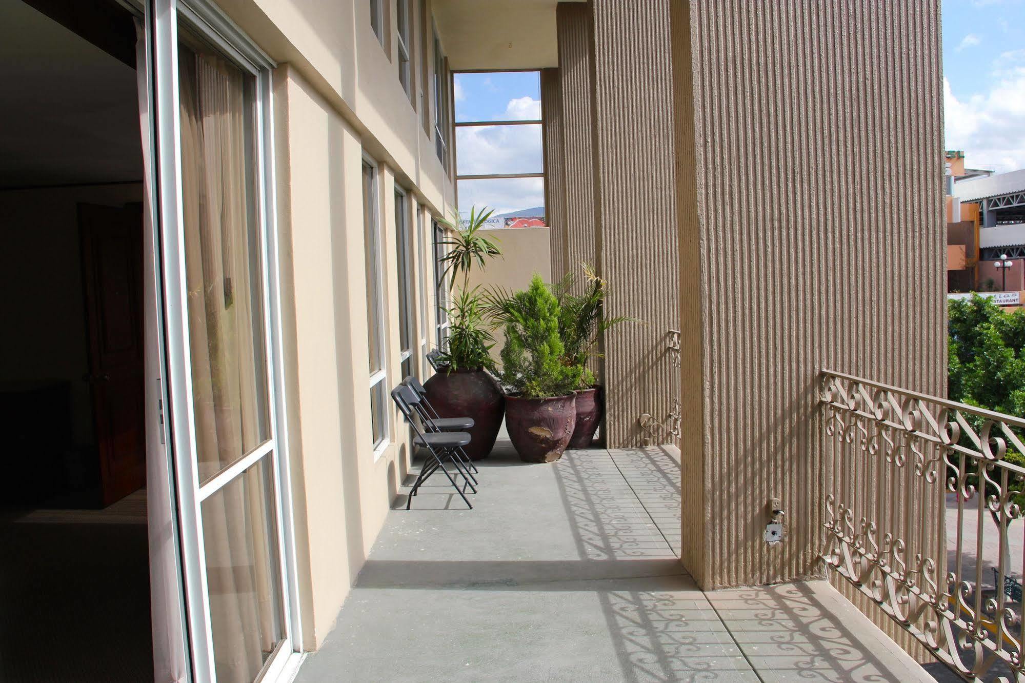 Hotel Tehuacan Plaza Kültér fotó